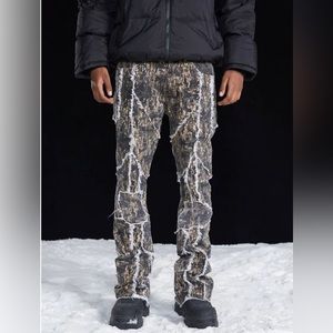 R69 FRAYED AND SPLATTERED PANTS by Oh Vault